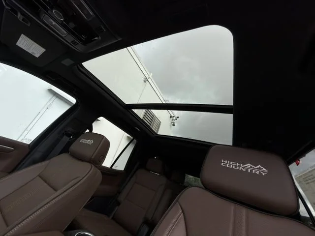 New 2026 Polar White Tricoat Chevrolet High Country image 21