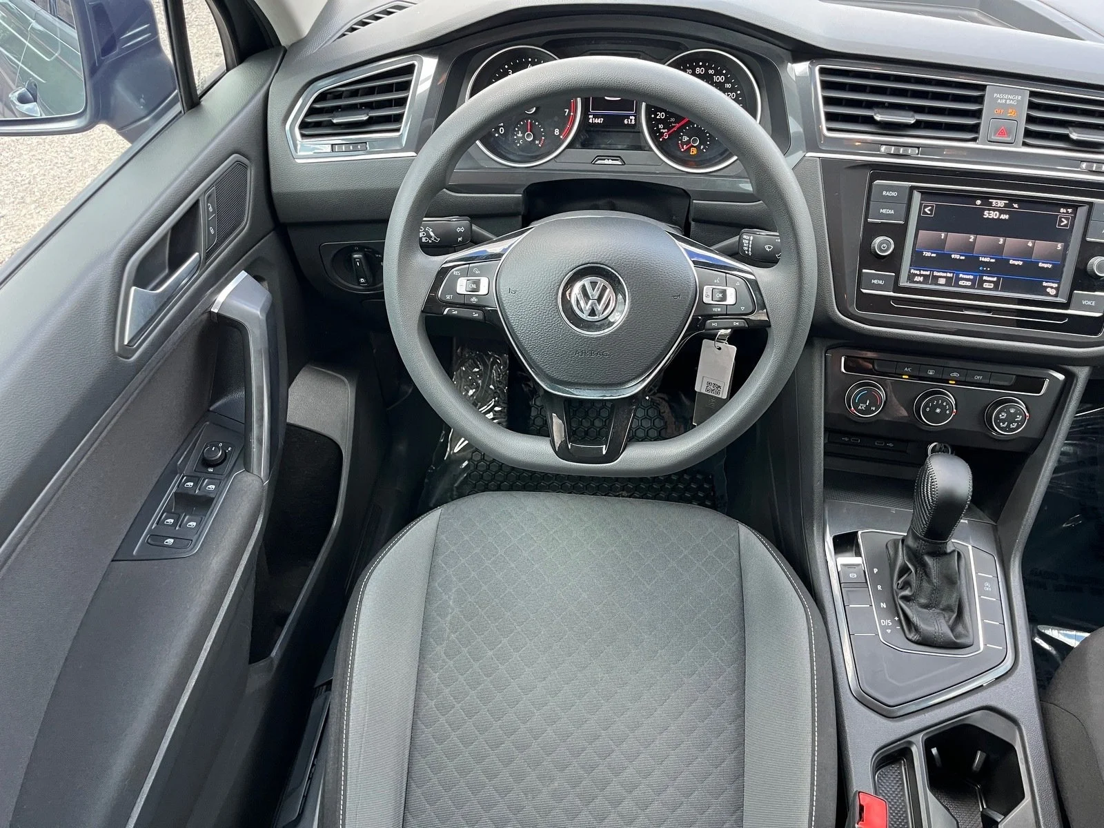 Used 2021 Platinum Gray Volkswagen 2.0T S image 12