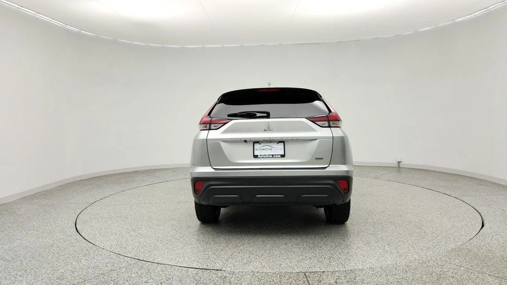 Used 2025 Alloy Silver Metallic Mitsubishi LE S-AWC image 6
