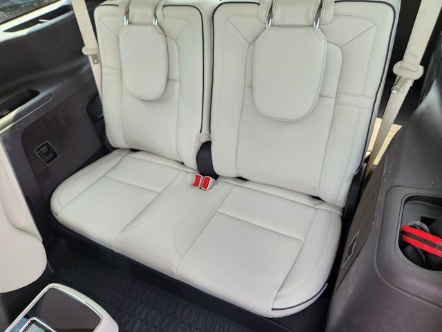 Used 2024 White Lincoln Black Label image 12