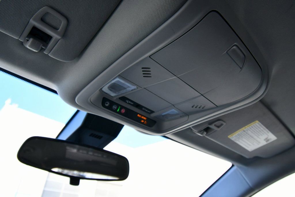 2022 Chevrolet Equinox LT - Photo 28