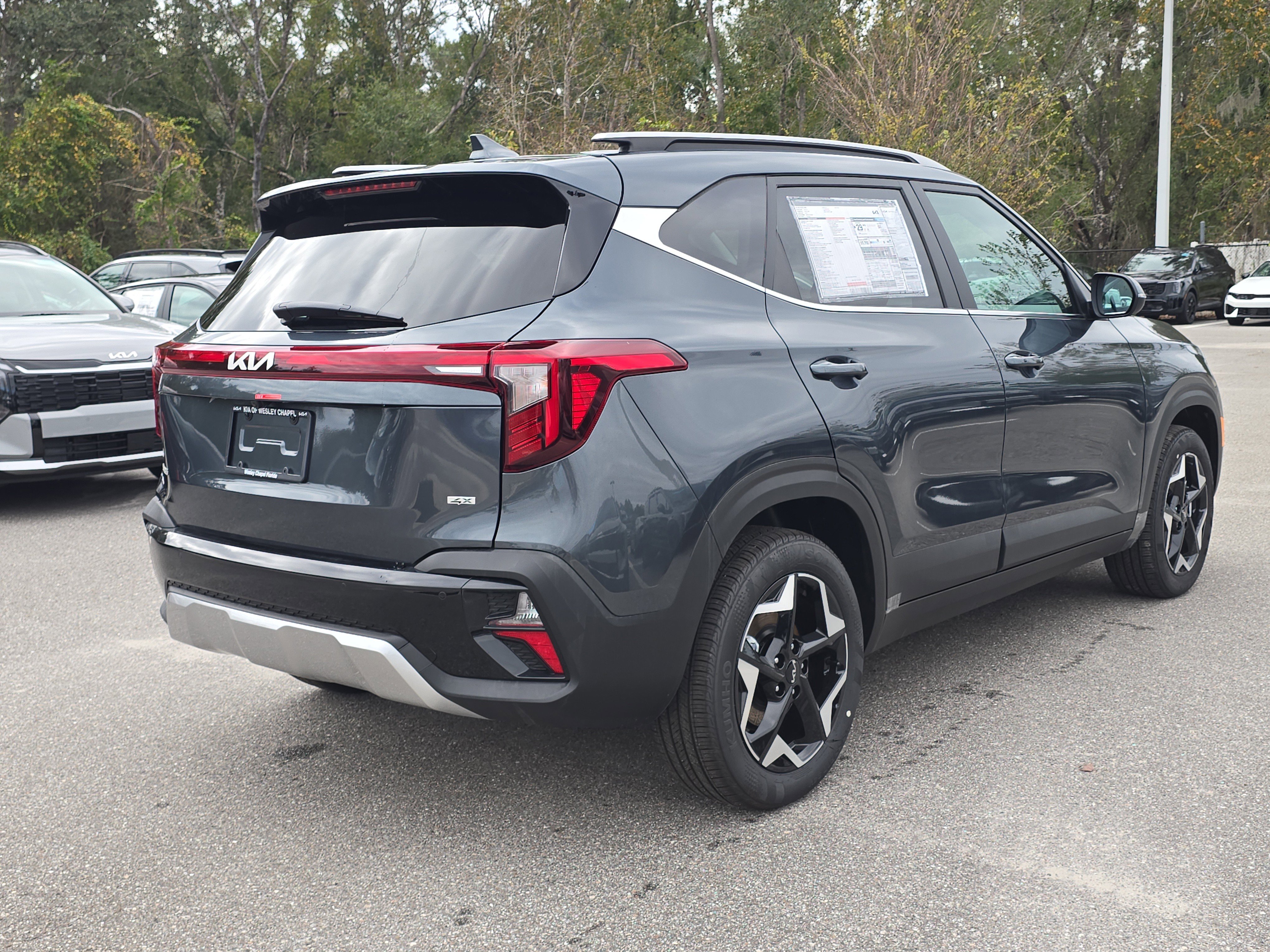 New 2026 Gravity Gray Kia EX image 8