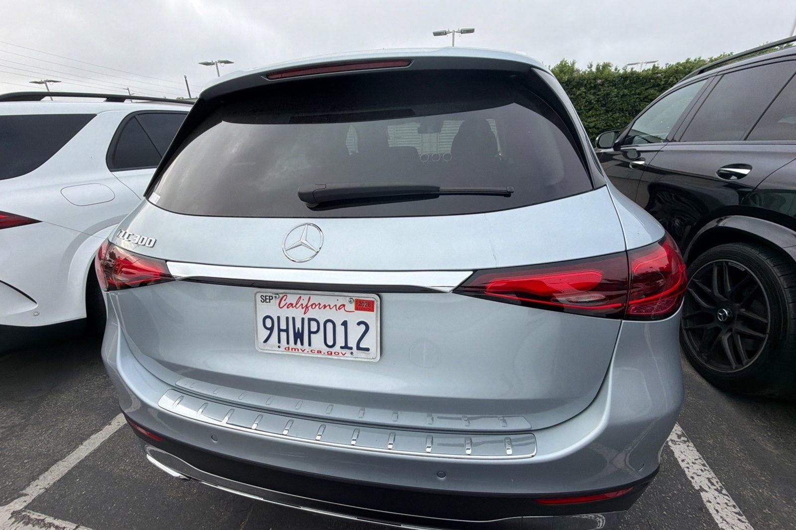 Used 2023 Silver Mercedes-Benz GLC 300 image 8