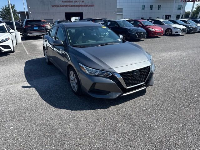 Used 2021 Gray Nissan S image 3