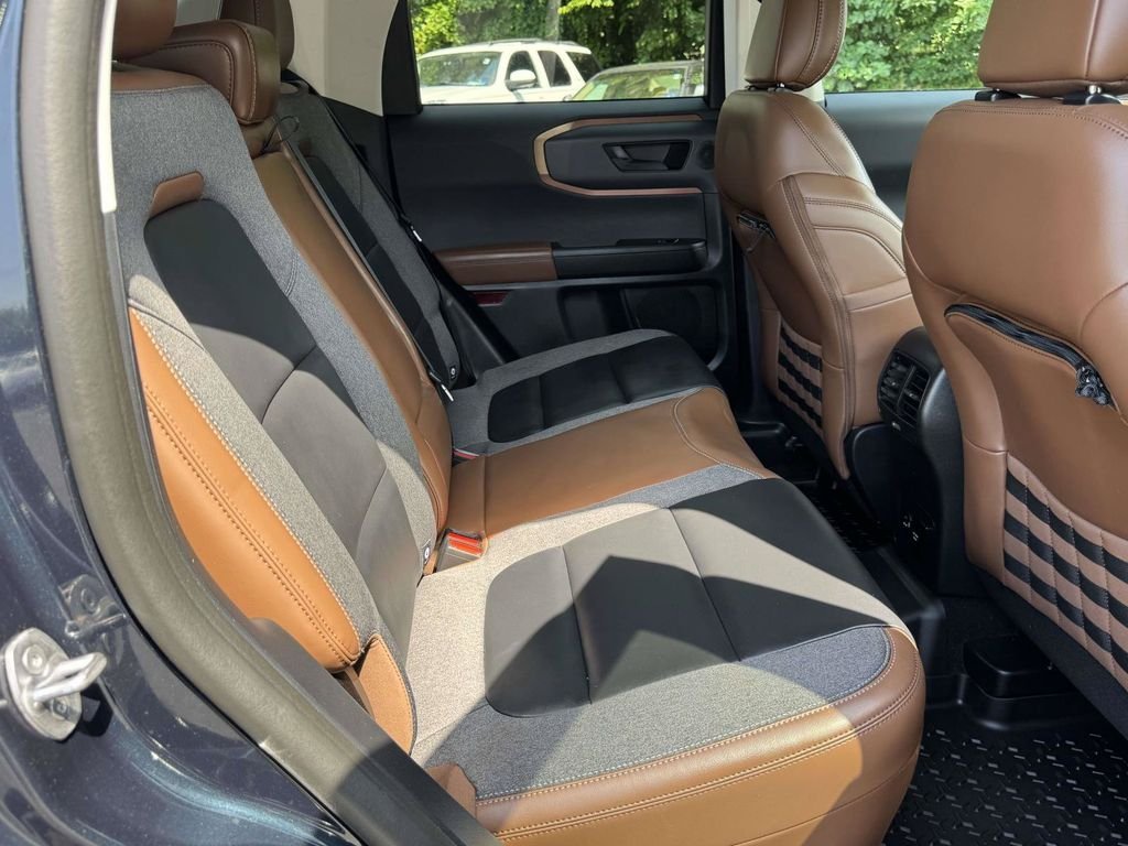 Used 2022 Blue Ford Outer Banks image 16