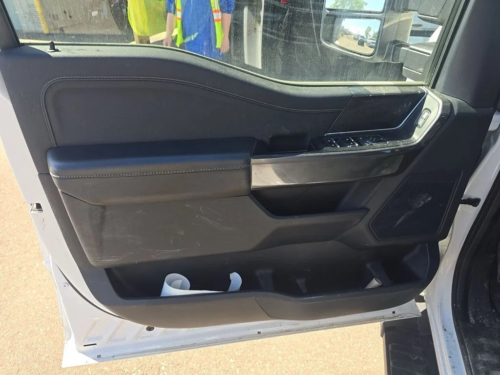 Used 2022 Oxford White Ford  image 13