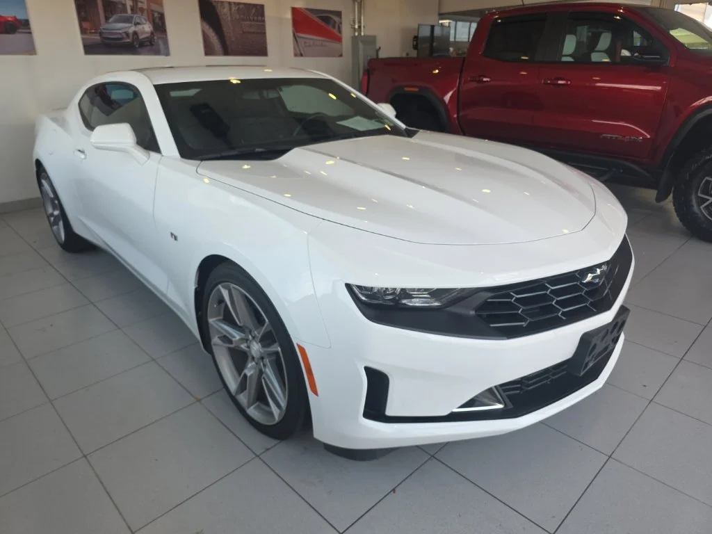 Certified Used 2022 White Chevrolet 2LT image 4