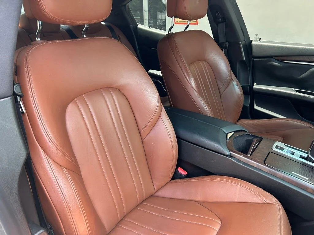 Used 2014 Gray Maserati Base image 25