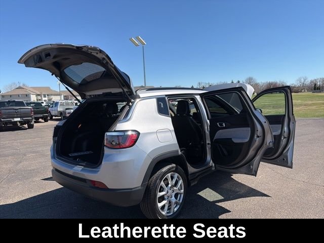 2023 Jeep Compass Latitude Lux - Photo 19