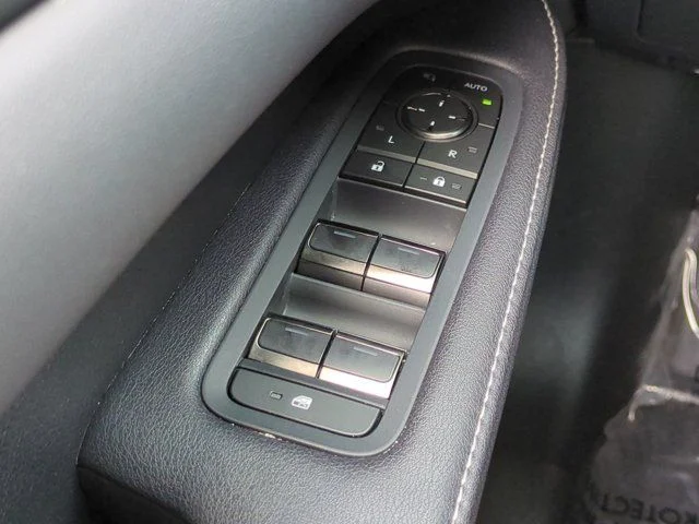 Certified Used 2025 Silver Lexus 350 image 23