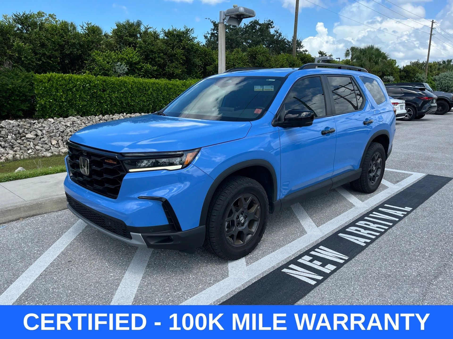 Certified Used 2024 Diffused Sky Pearl Honda TrailSport image 1