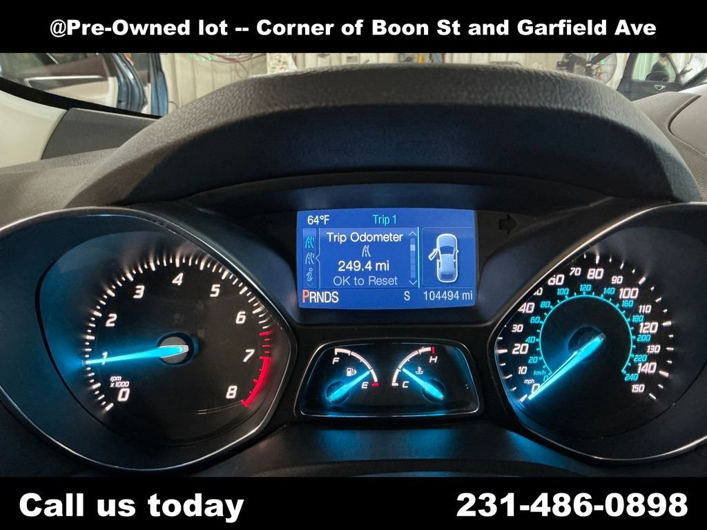 Used 2013 Black Ford SE image 21
