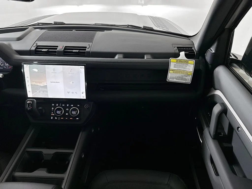 New 2026 Borasco Gray Metallic Land Rover S image 26