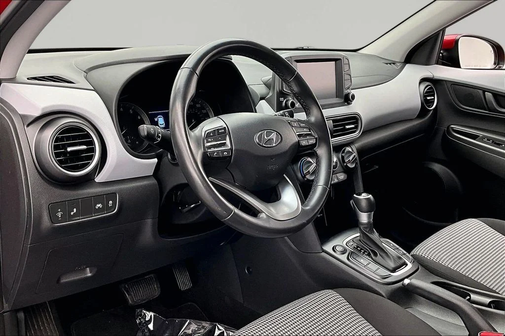 Certified Used 2021 Pulse Red Hyundai SEL image 14