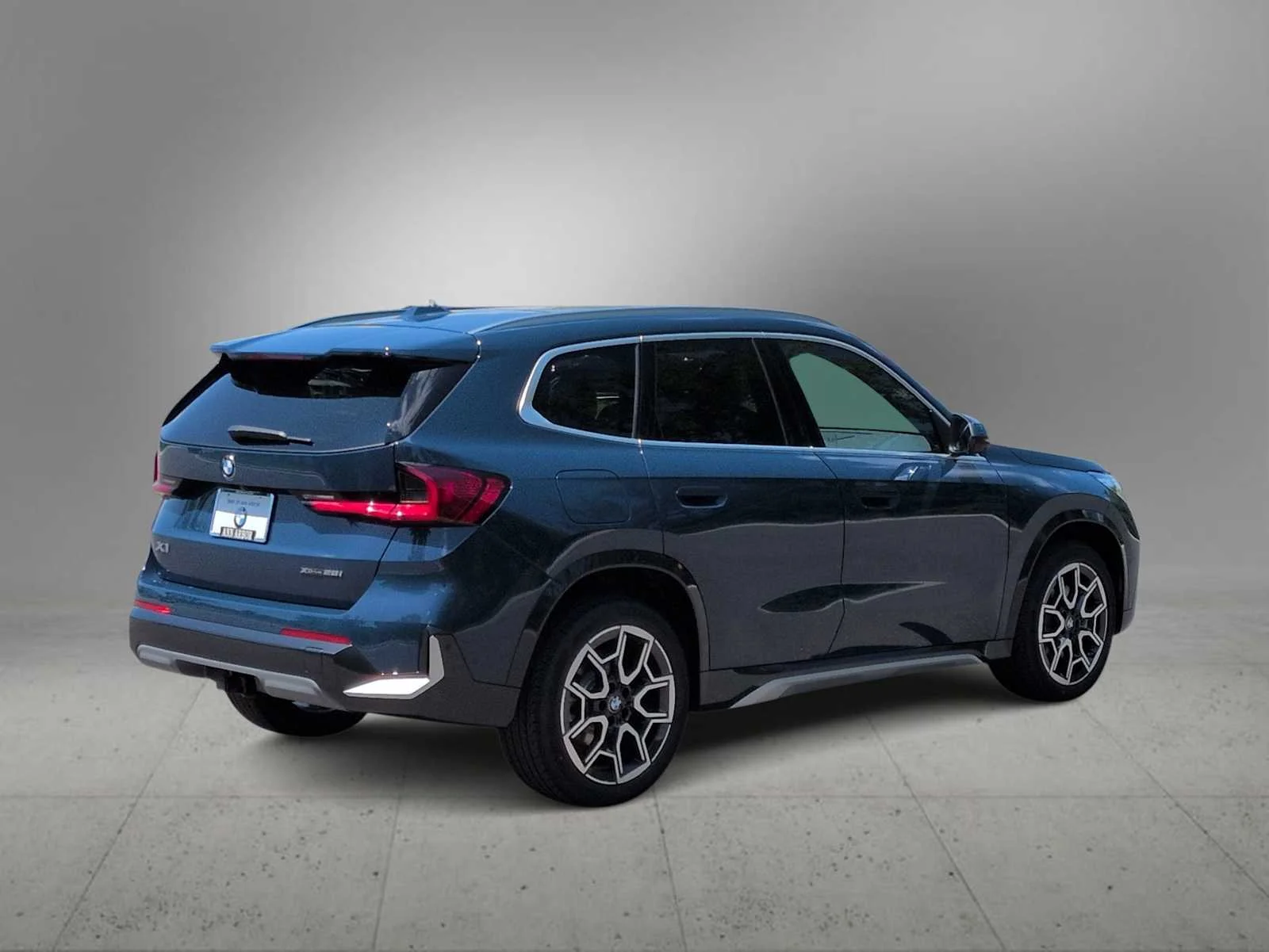 New 2026 Night Dusk Blue Metallic BMW xDrive28i image 8