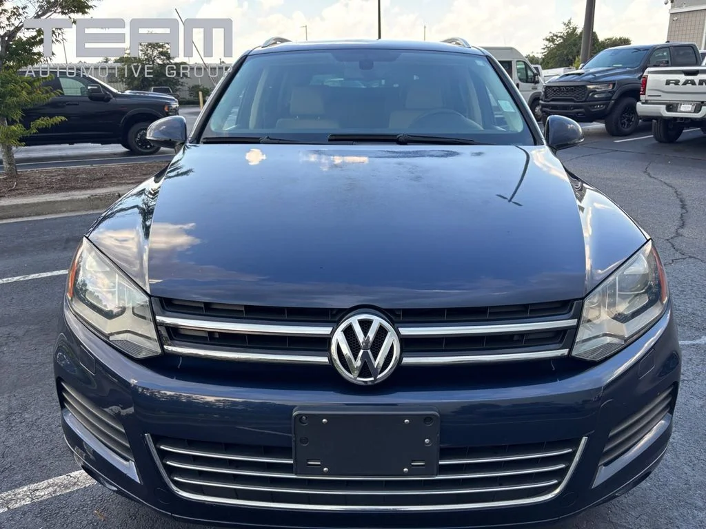 Used 2013 Black Volkswagen V6 TDI image 40