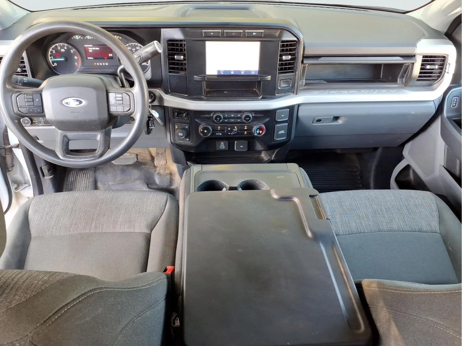 Used 2024  Ford XL image 13