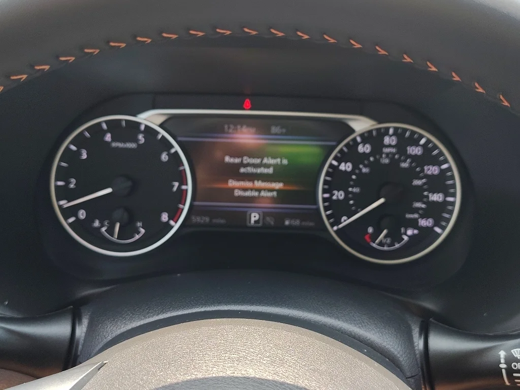 Used 2025 Super Black Nissan SR image 14