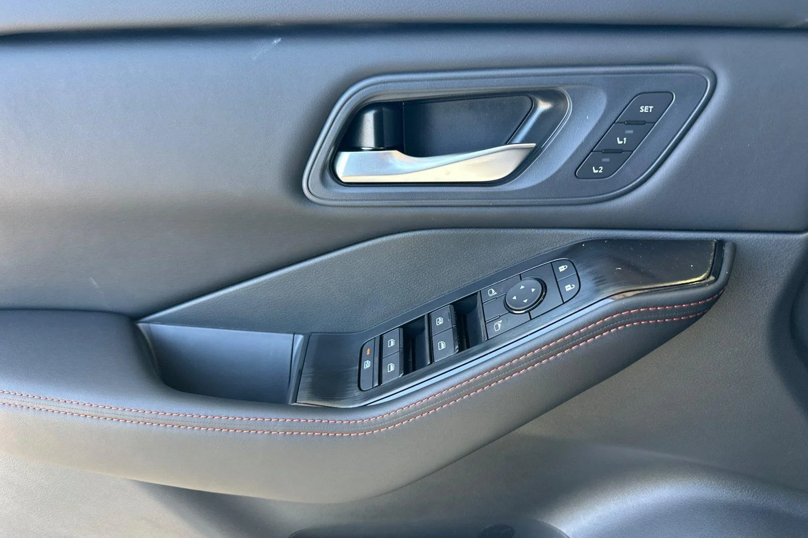 New 2026 Boulder Gray Pearl Nissan Rock Creek® image 10