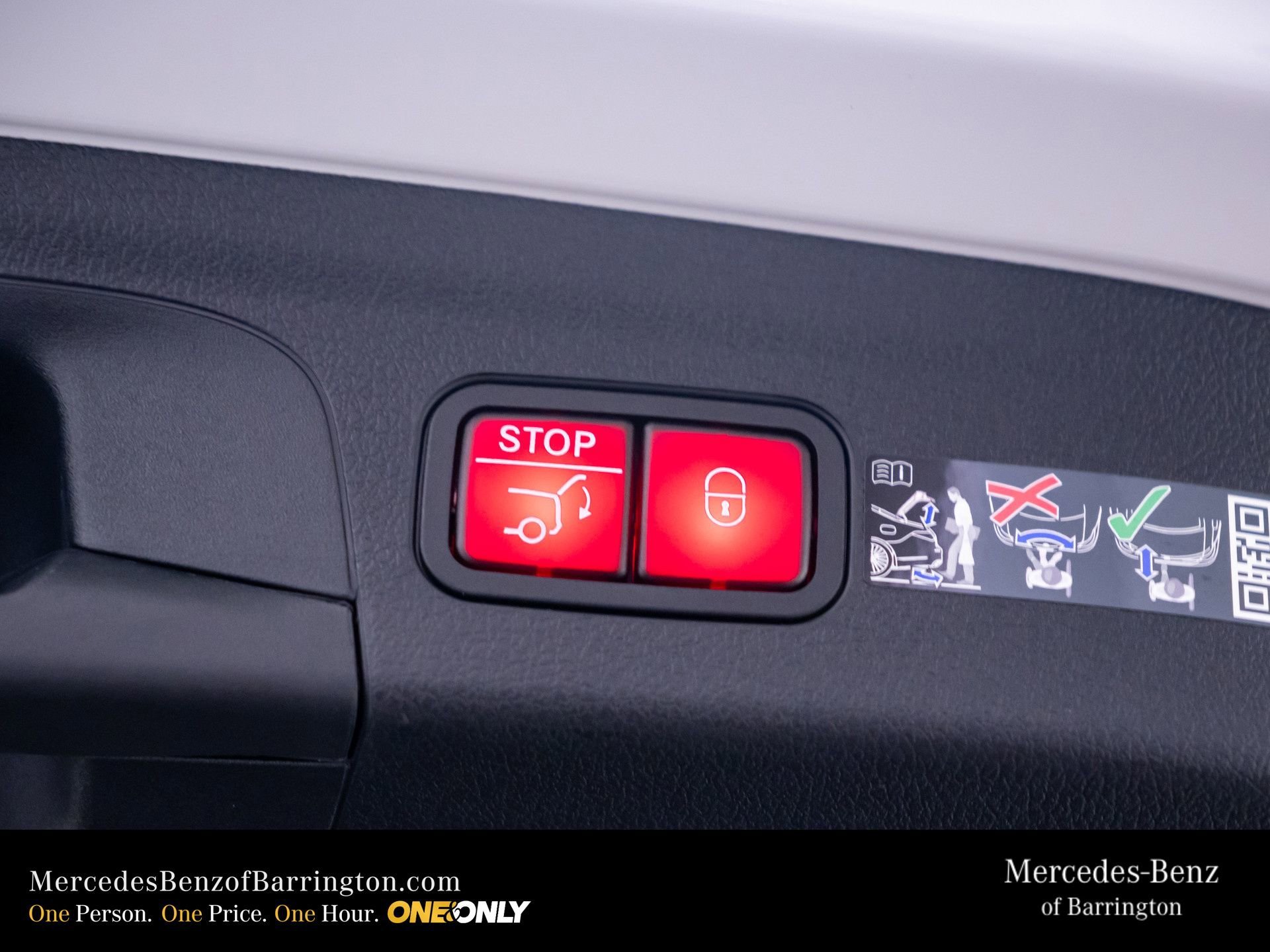 New 2026 MANUFAKTUR Moonlight White Metallic Mercedes-Benz GLE 350 image 78