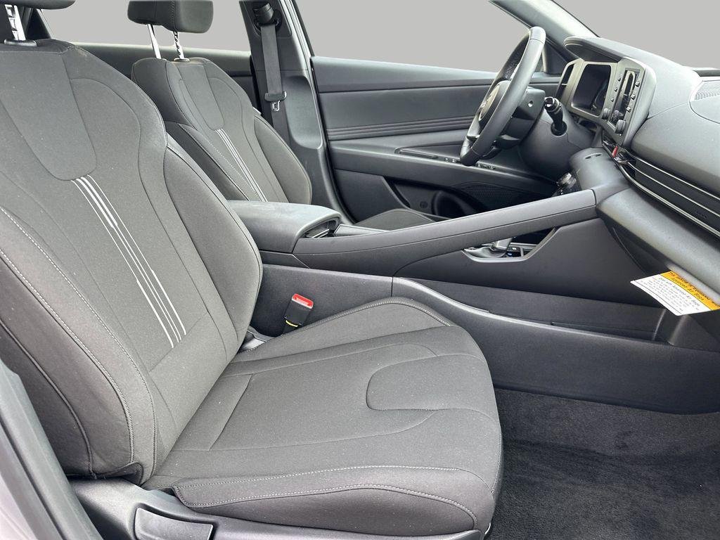 New 2026 Fluid Metal Hyundai SEL Sport Premium image 25
