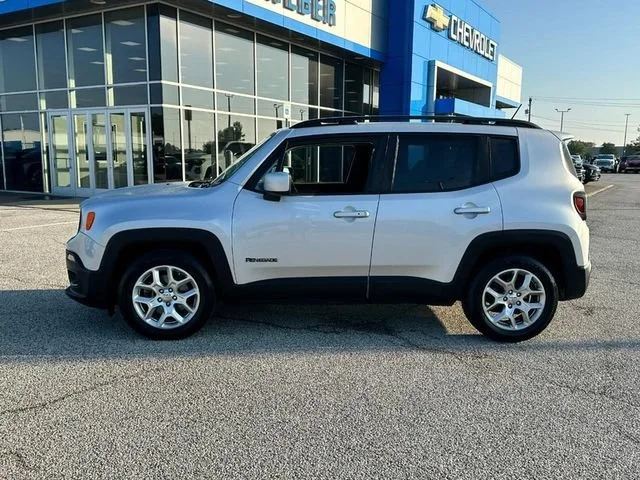 Used 2017 Jeep Renegade Latitude with VIN ZACCJABB4HPE86767 for sale in Granite City, IL