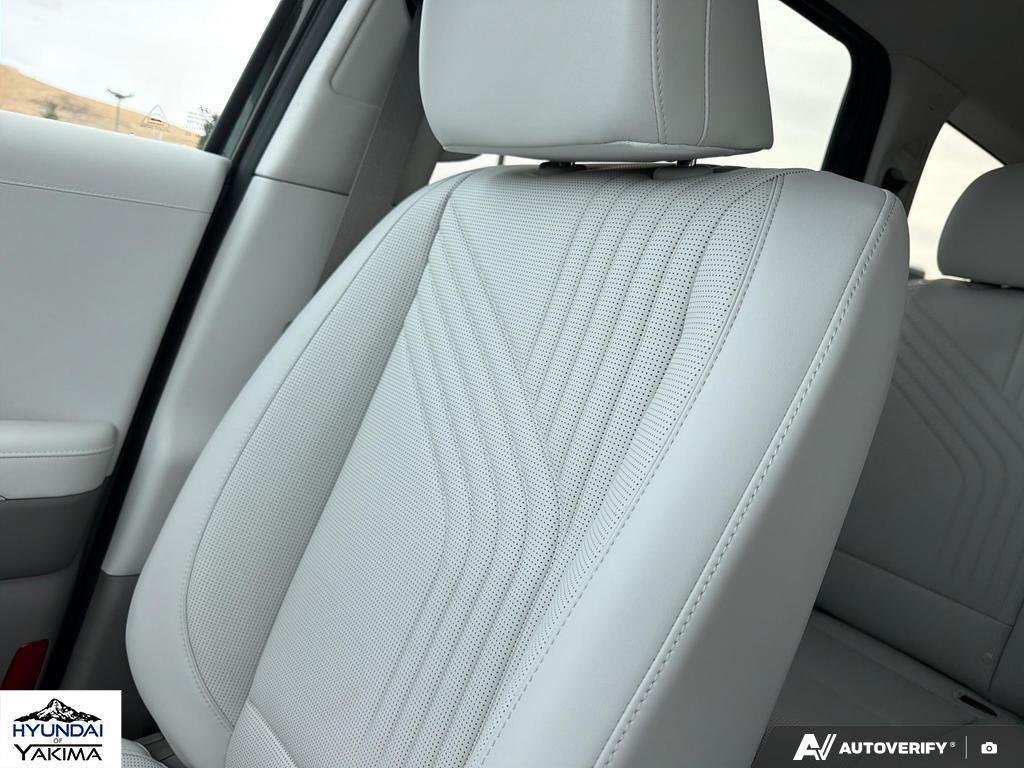 New 2026 Titan Charcoal Pearl Hyundai SEL AWD image 20