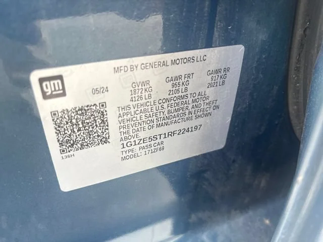 Used 2024 Lakeshore Blue Metallic Chevrolet 2LT image 34