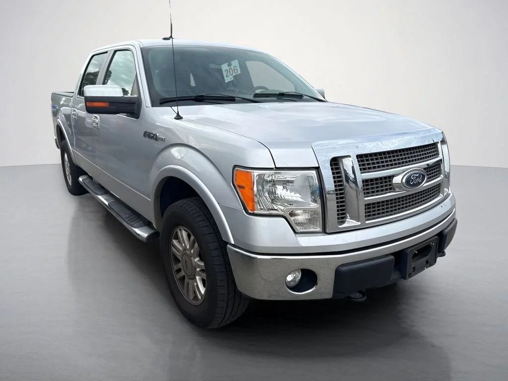 Used 2012  Ford XL image 7