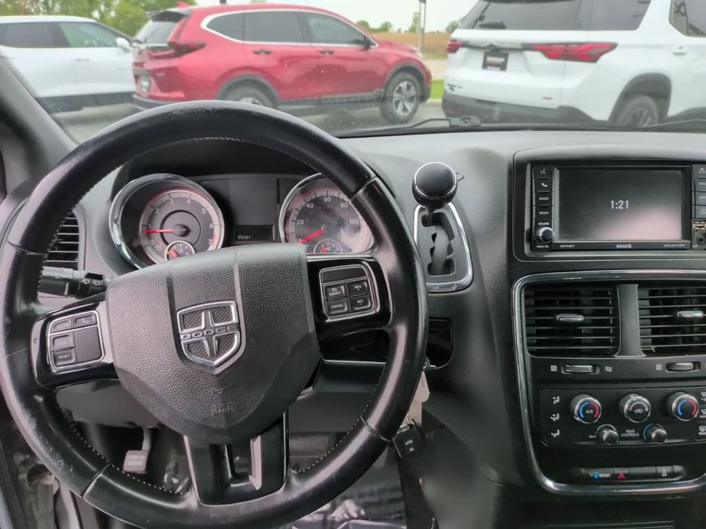 2019 Dodge Grand Caravan SE Plus - Photo 26
