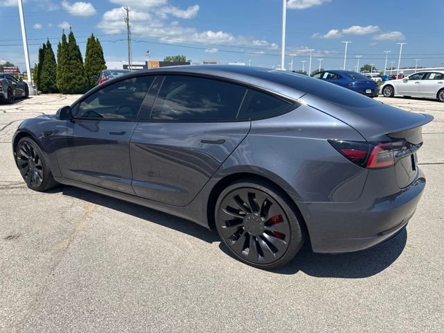 Used 2022  Tesla Performance image 6