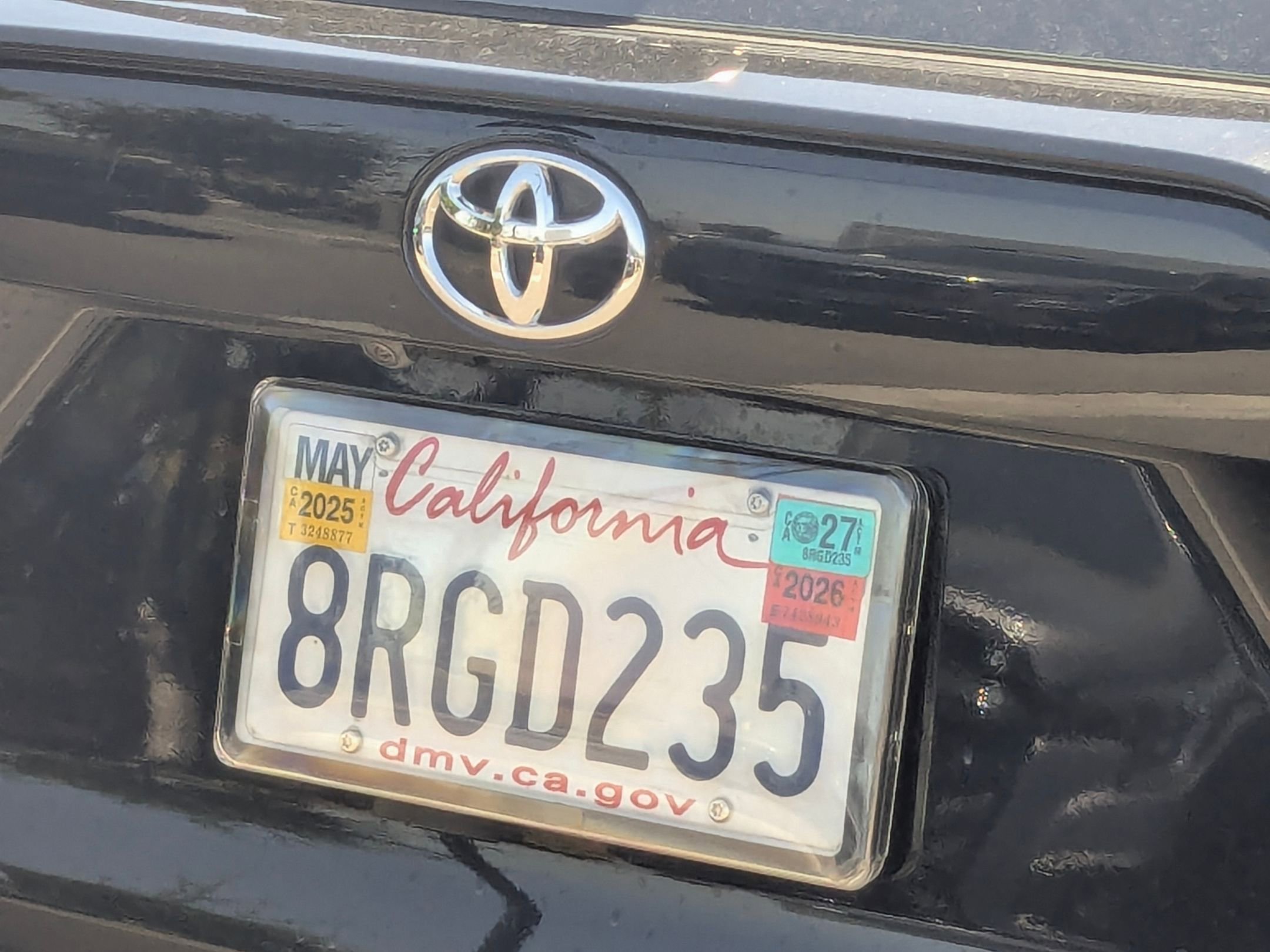 Certified Used 2022 Magnetic Gray Metallic Toyota LE image 13