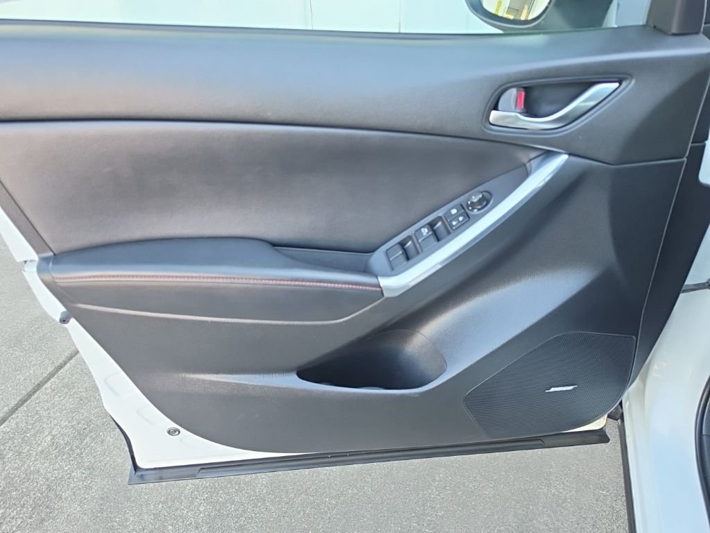 Used 2015 White Mazda Grand Touring image 23