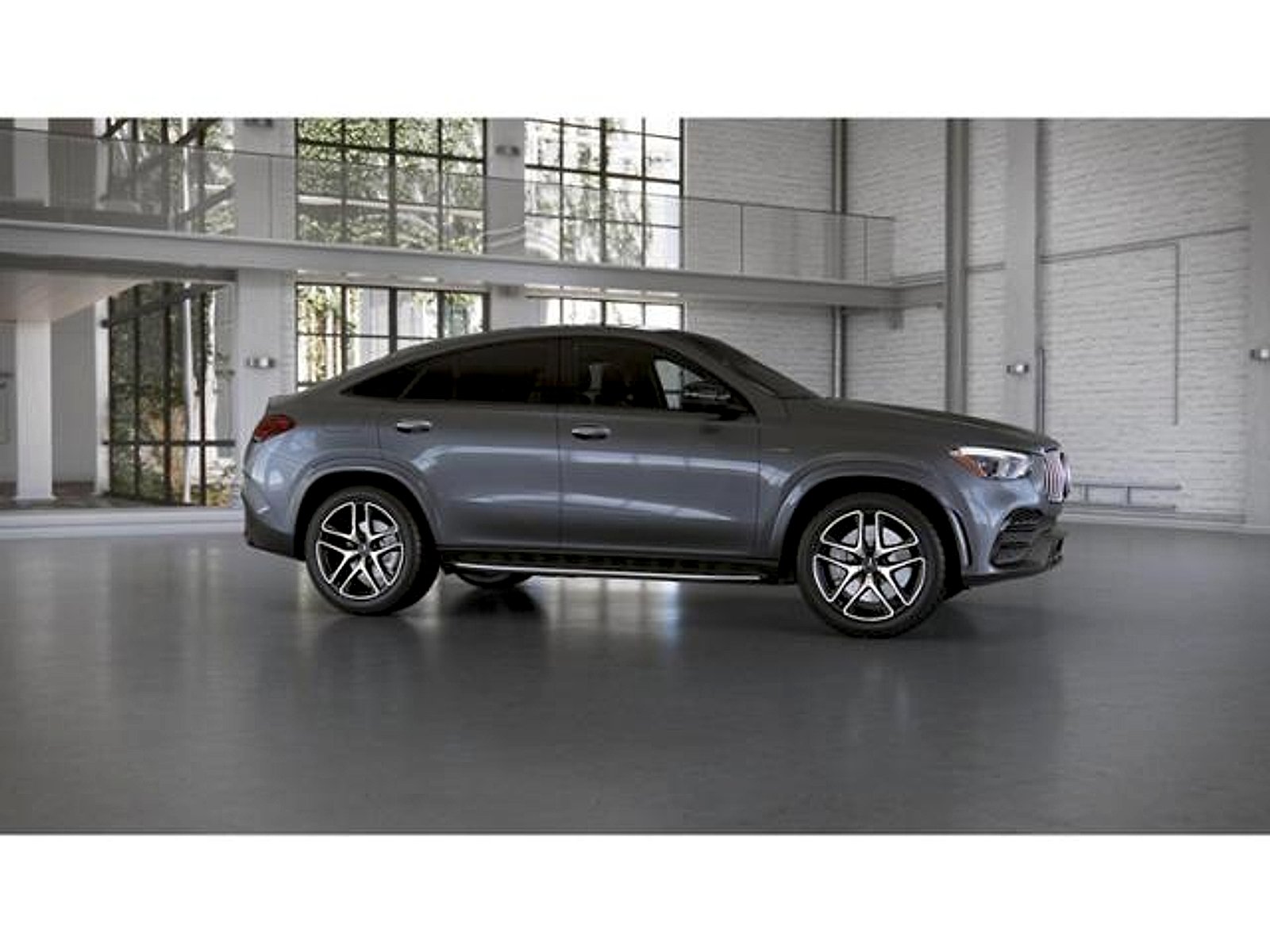 Certified Used 2023 Cirrus Silver Metallic Mercedes-Benz 4MATIC® image 15