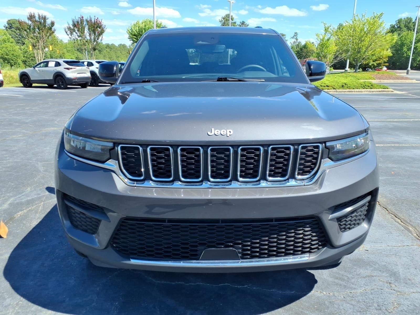 Used 2024 Baltic Gray Metallic Clearcoat Jeep Laredo image 9