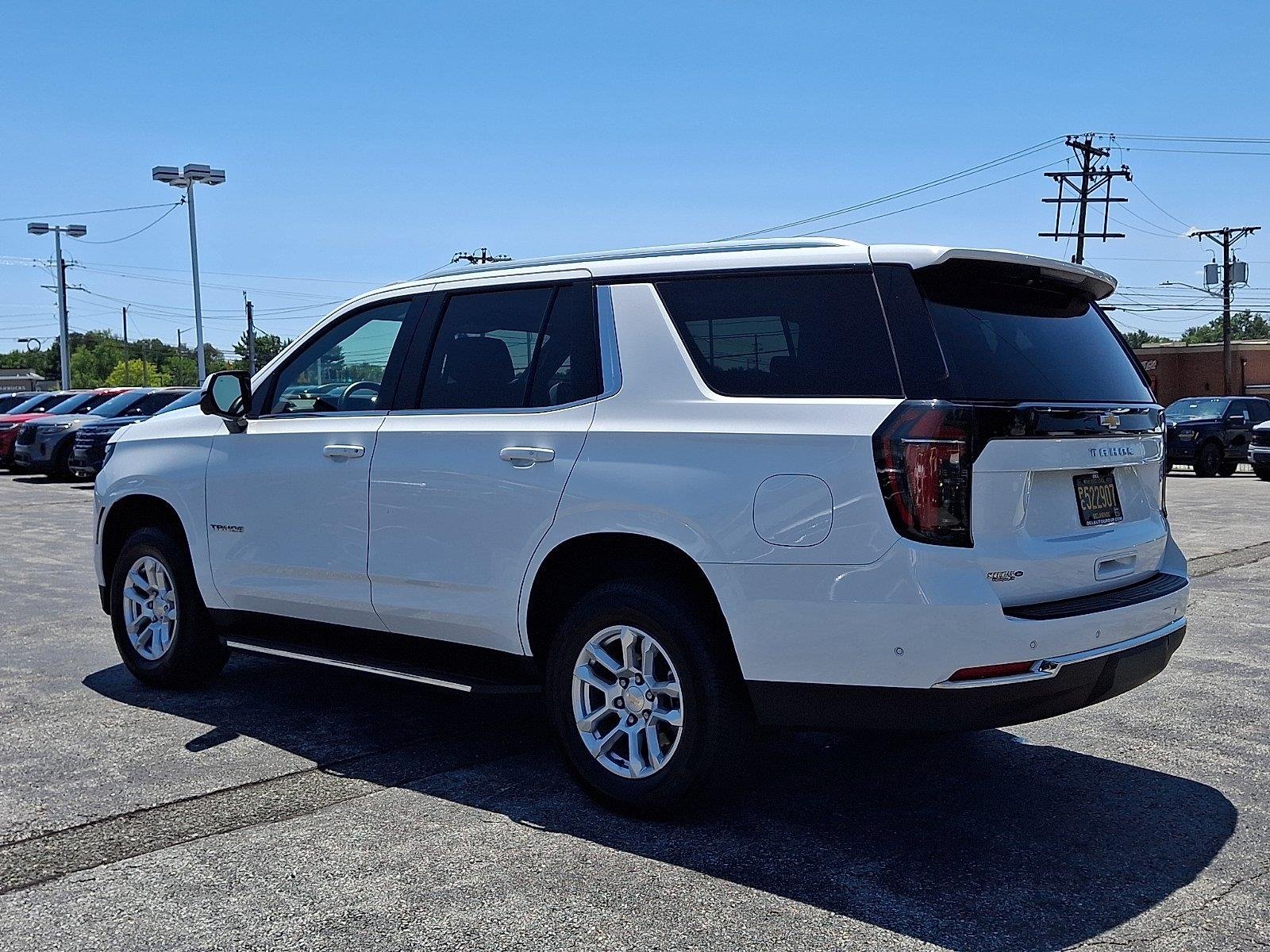 Used 2025 Summit White Chevrolet LS image 4