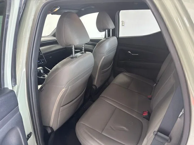 Used 2024 Green Hyundai SEL image 18