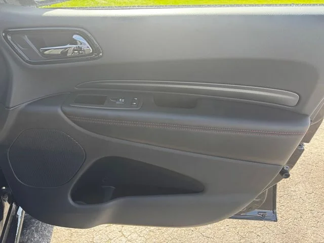 New 2026 Diamond Black Clear-Coat Exterior Paint Dodge GT PLUS image 13