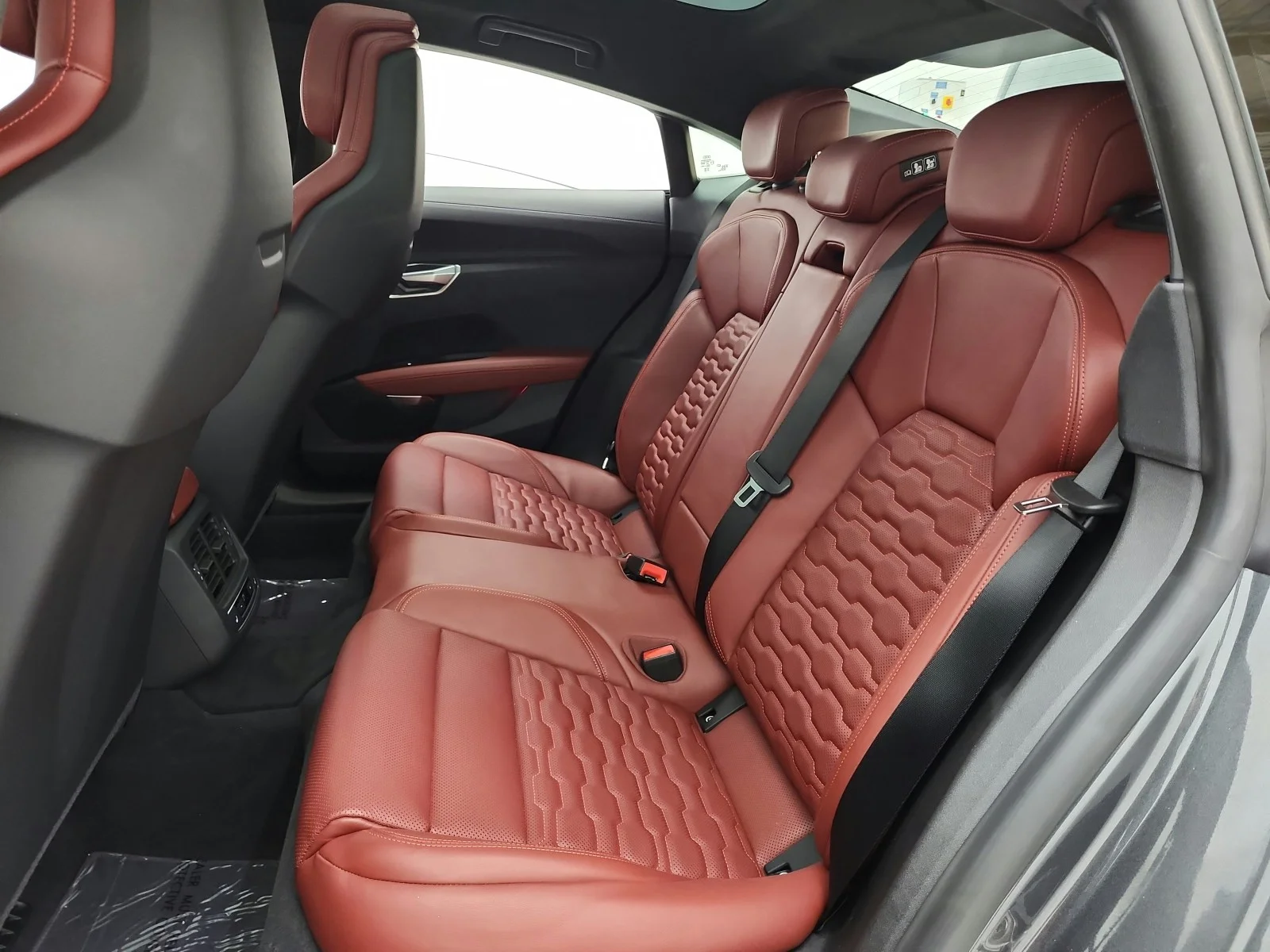 Used 2024 Daytona Gray Pearl Effect Audi Prestige image 15