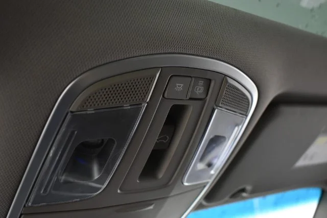 Used 2020 Black Hyundai Ultimate image 28