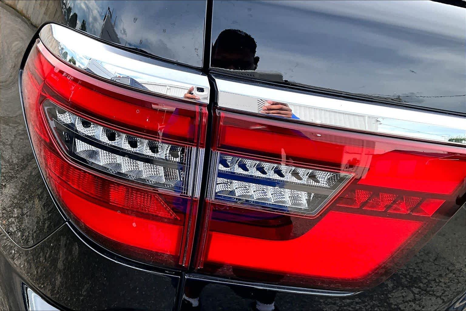 Used 2023 Super Black Nissan Platinum image 30