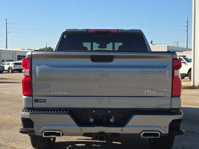 Used 2026 Gray Chevrolet High Country image 4