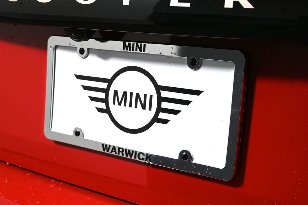 New 2026 Red MINI Signature Plus image 14