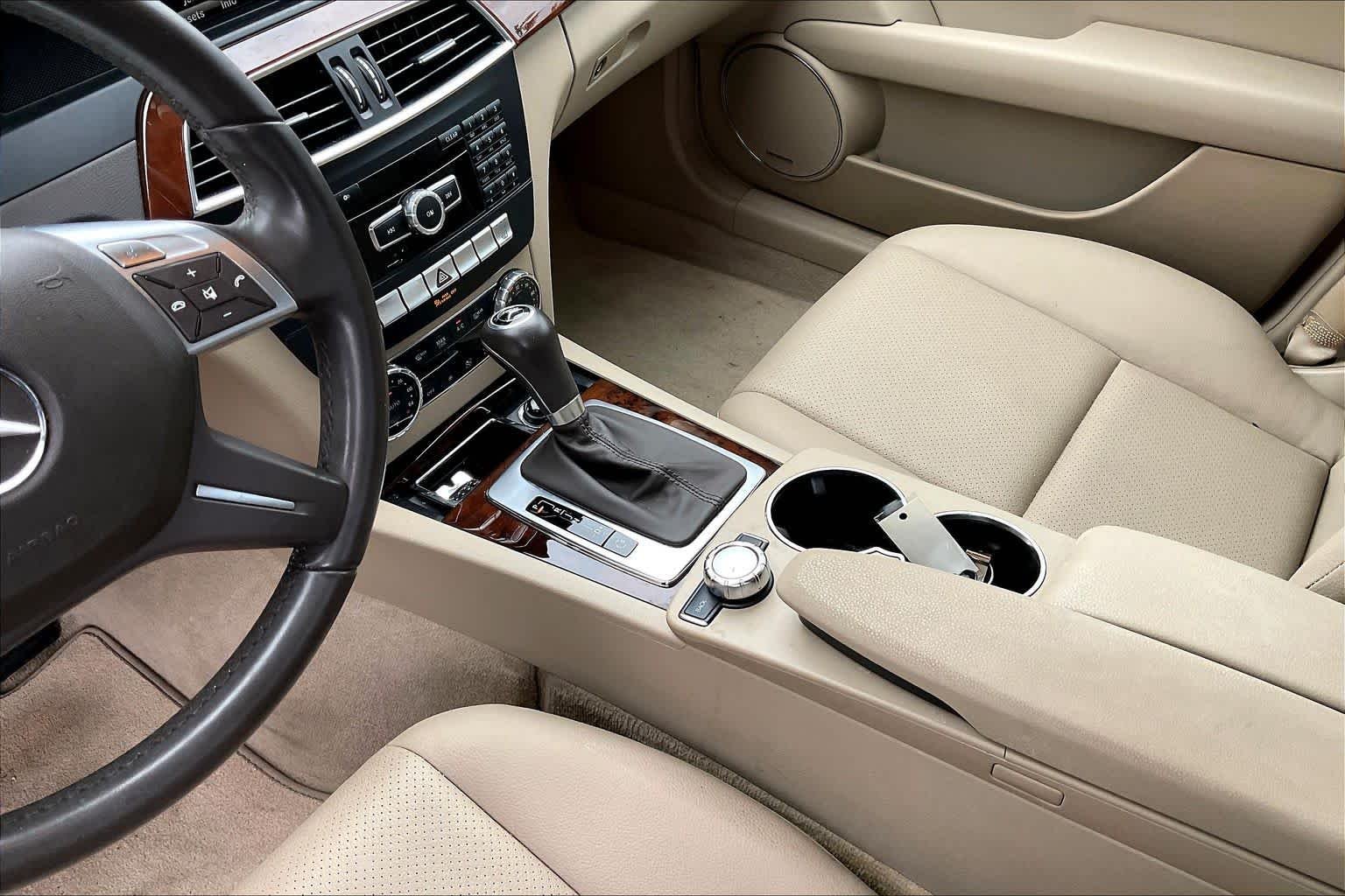 Used 2013 Polar White Mercedes-Benz C 250 Luxury image 15
