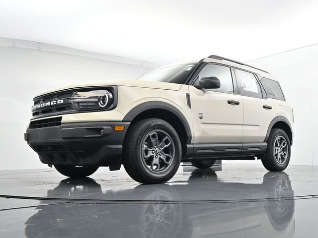 Used 2024 Desert Sand Ford Big Bend image 34