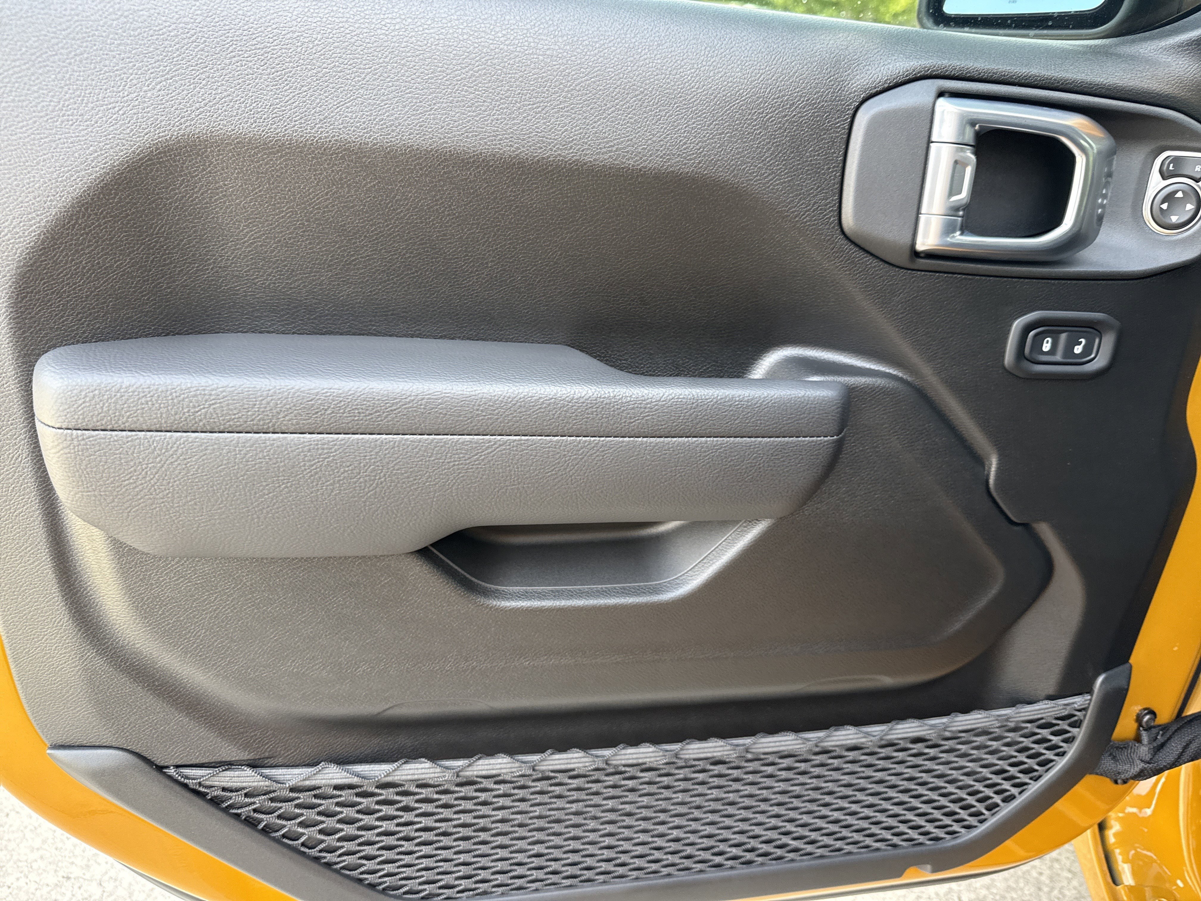 New 2026 Goldilocks Jeep Sport S image 10