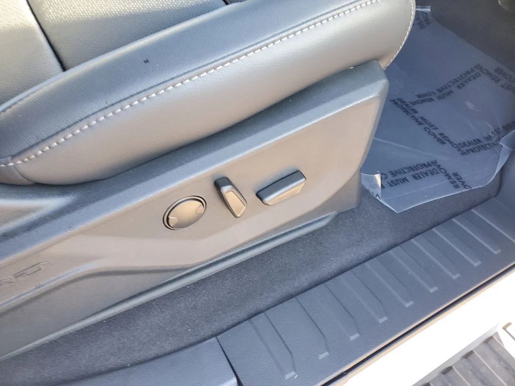 2025 Ford F-150 Lariat - Photo 34