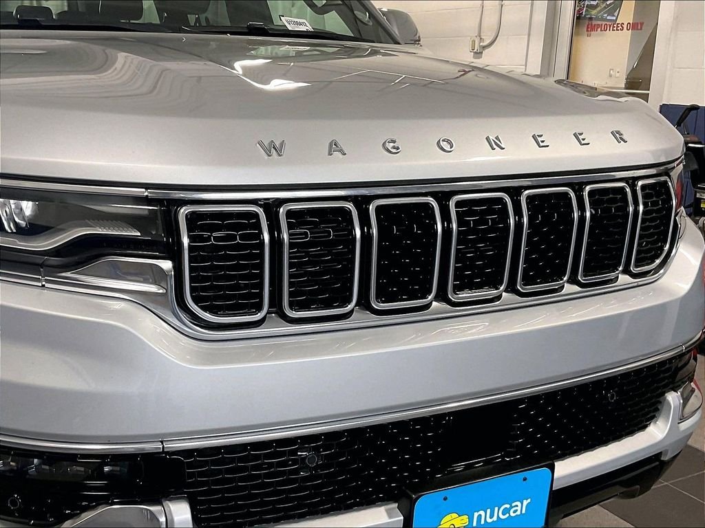 Used 2022 Silver Jeep Series I image 31