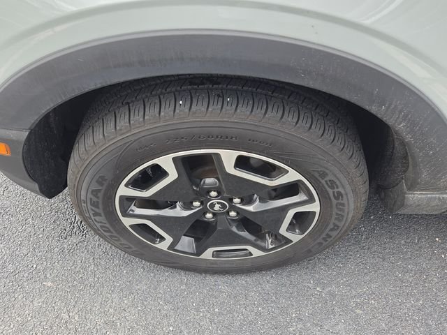 Used 2021 Green Ford Outer Banks image 18