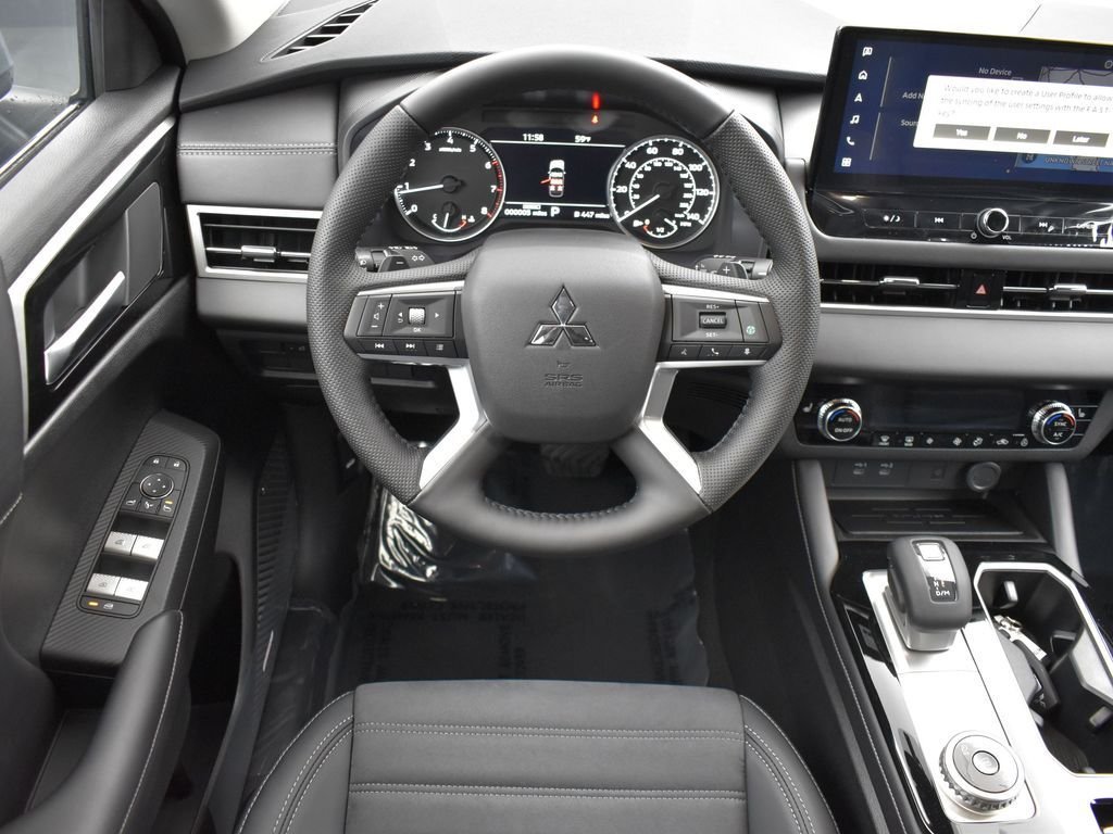 New 2026 Gray Mitsubishi SE image 16